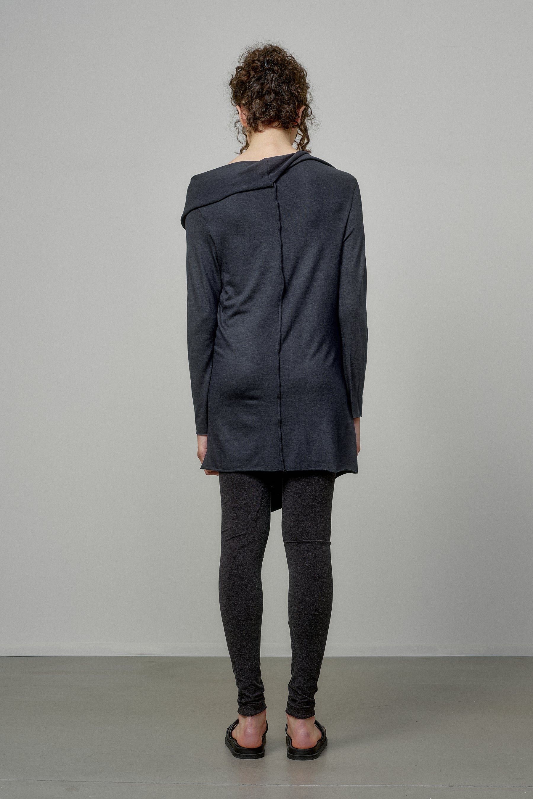 ELEGANT SOFT KNIT TUNIC WITH DRAPED FRONT AND RAW EDGES