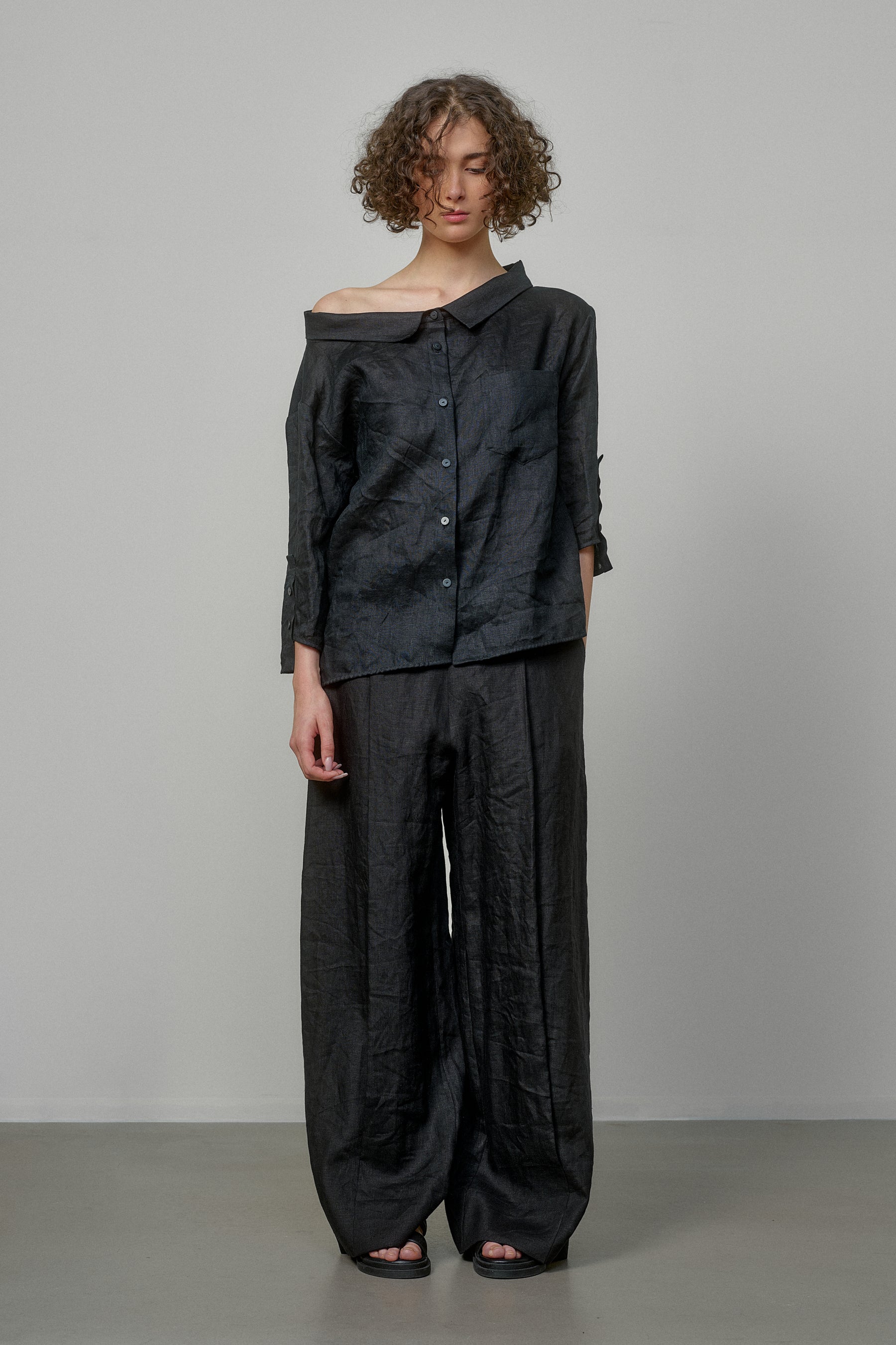 LINEN SHIRT WITH WIDE COLLAR AND 7/8 SLEEVES
