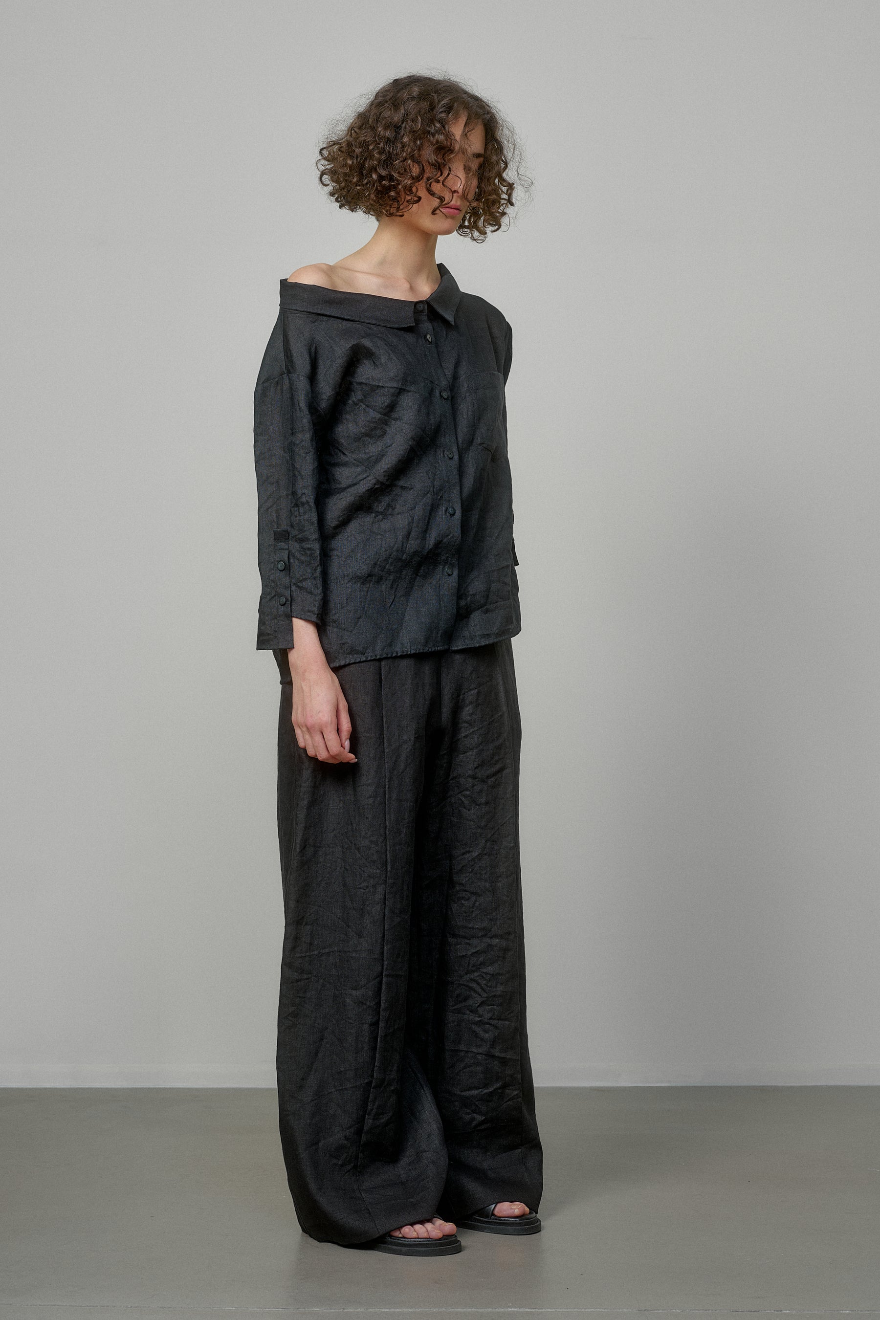 LINEN SHIRT WITH WIDE COLLAR AND 7/8 SLEEVES