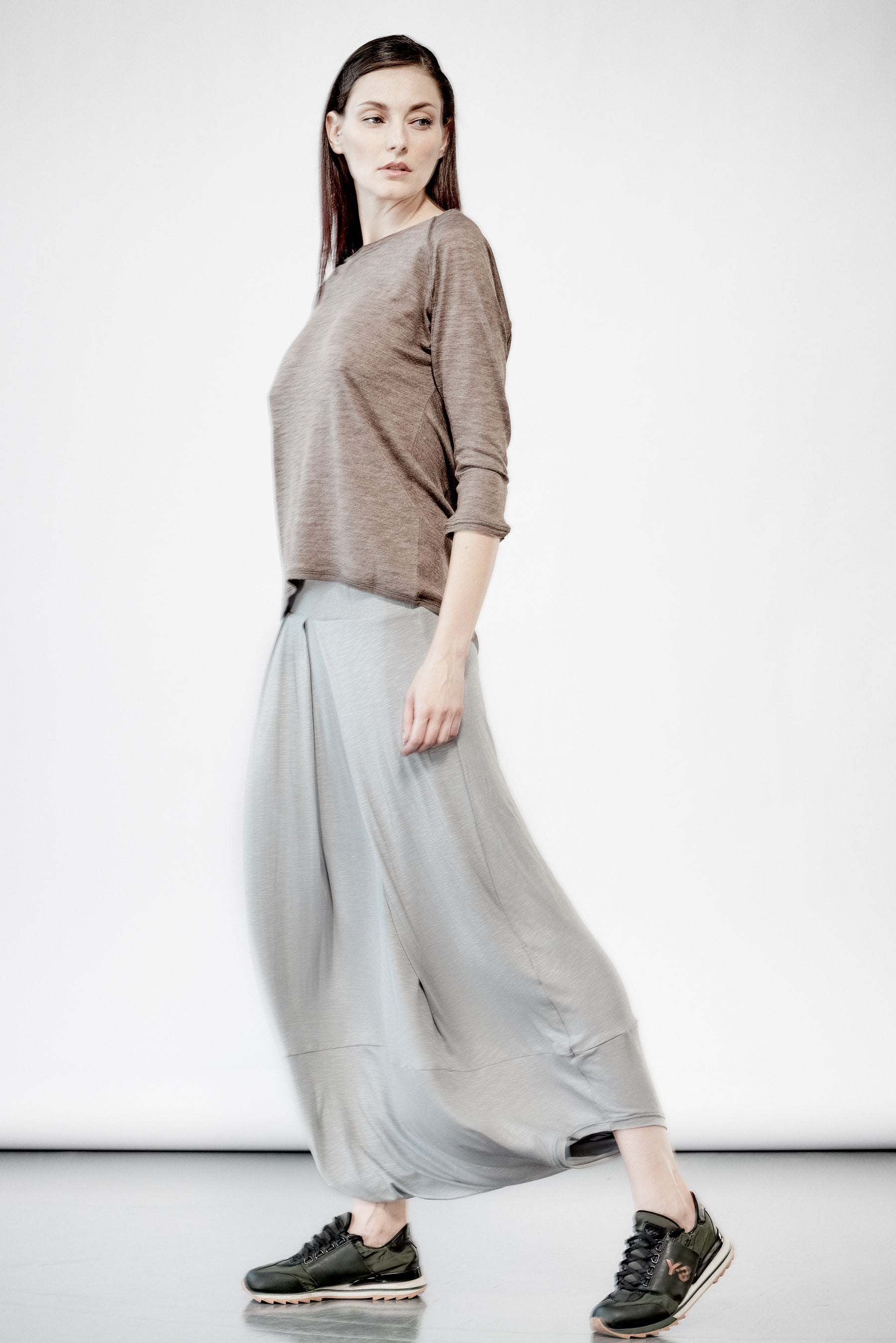 LOW CROTCH DRAPE SKIRT