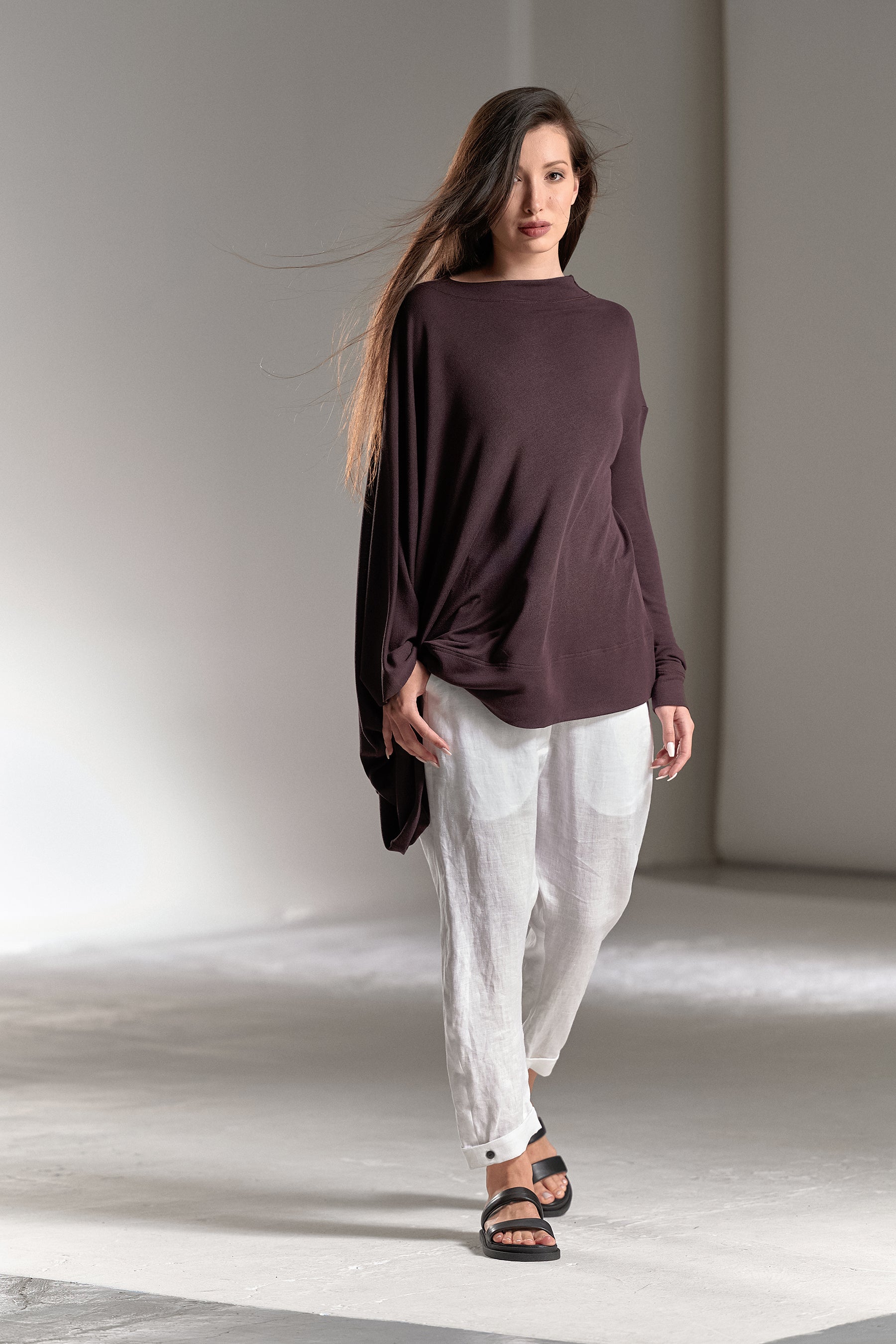 ASYMMETRICAL LONG SLEEVED TUNIC TOP