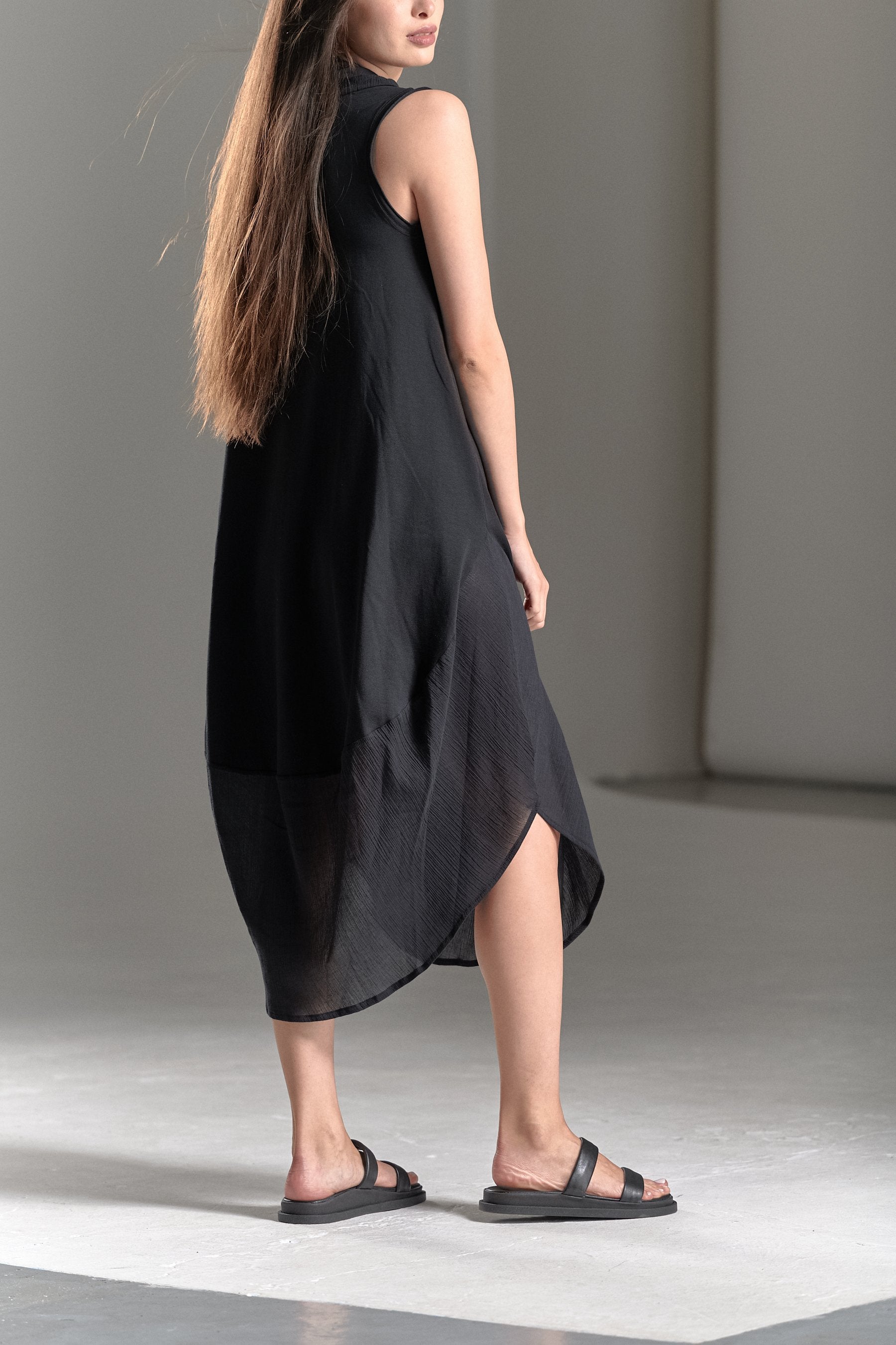 BLACK BALOON COTTON DRESS