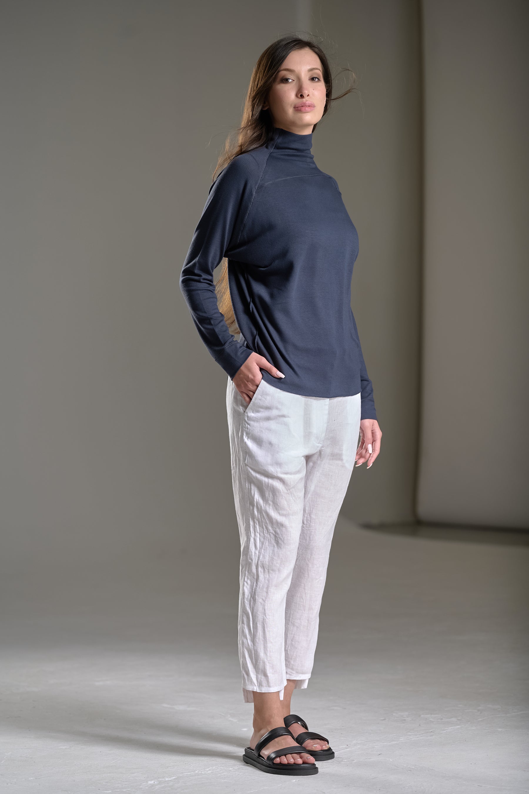 TURTLENECK LOOSE TOP