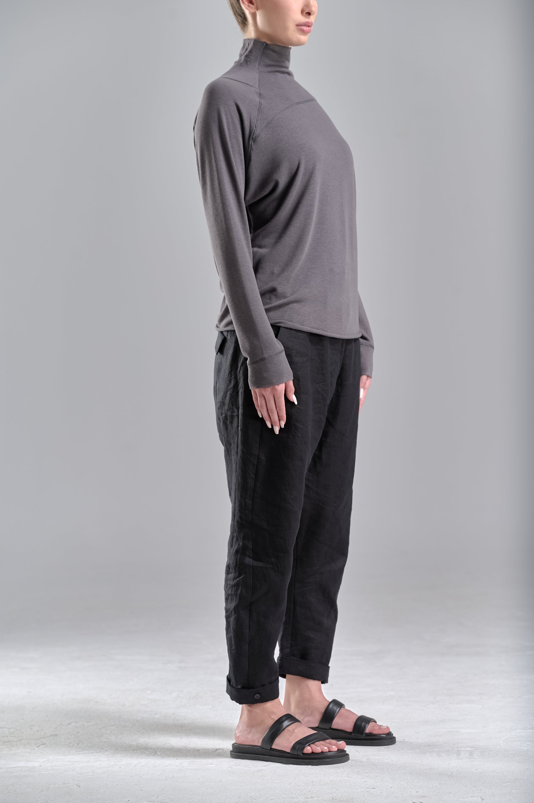 TURTLENECK LOOSE TOP
