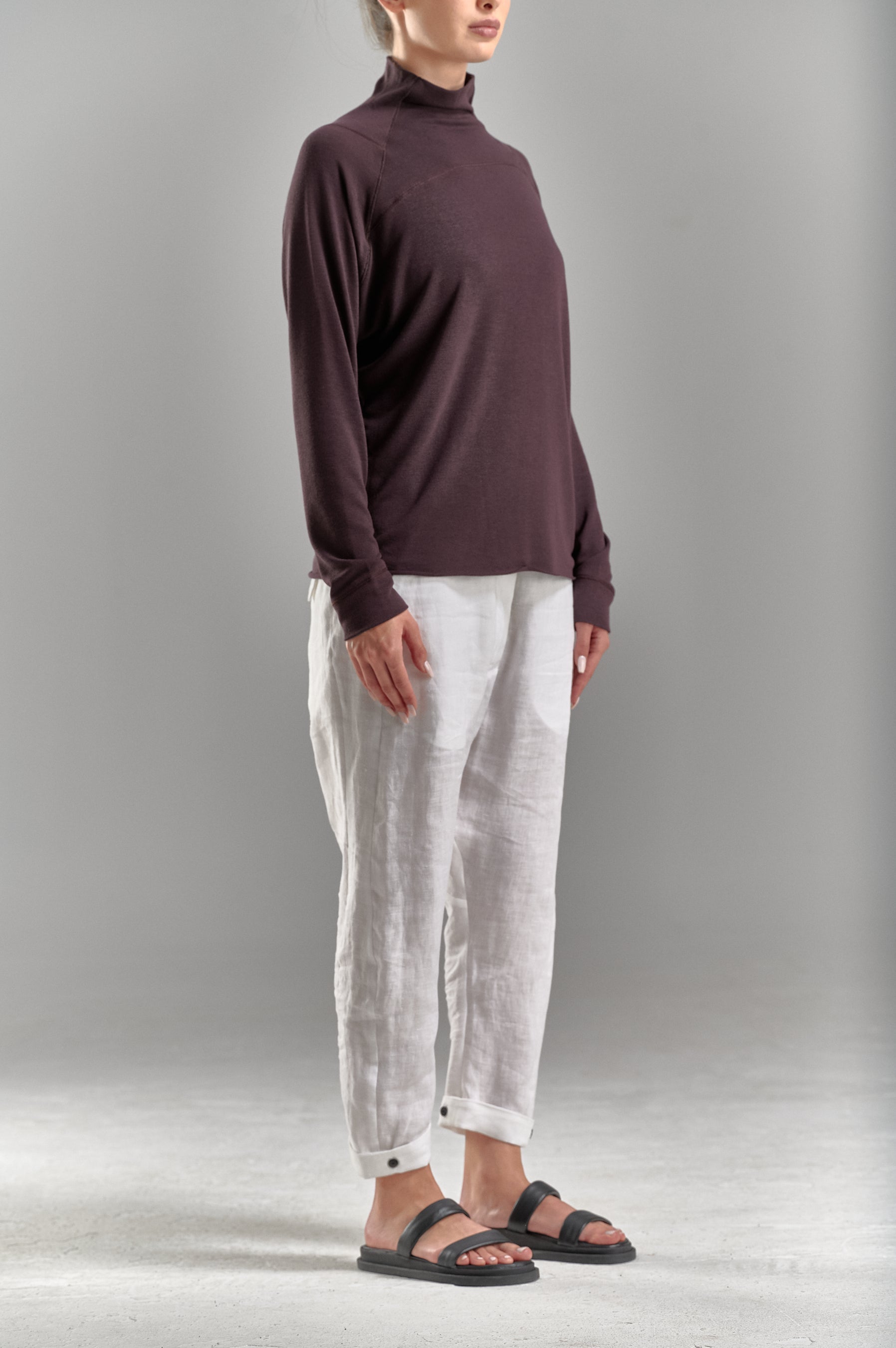 TURTLENECK LOOSE TOP