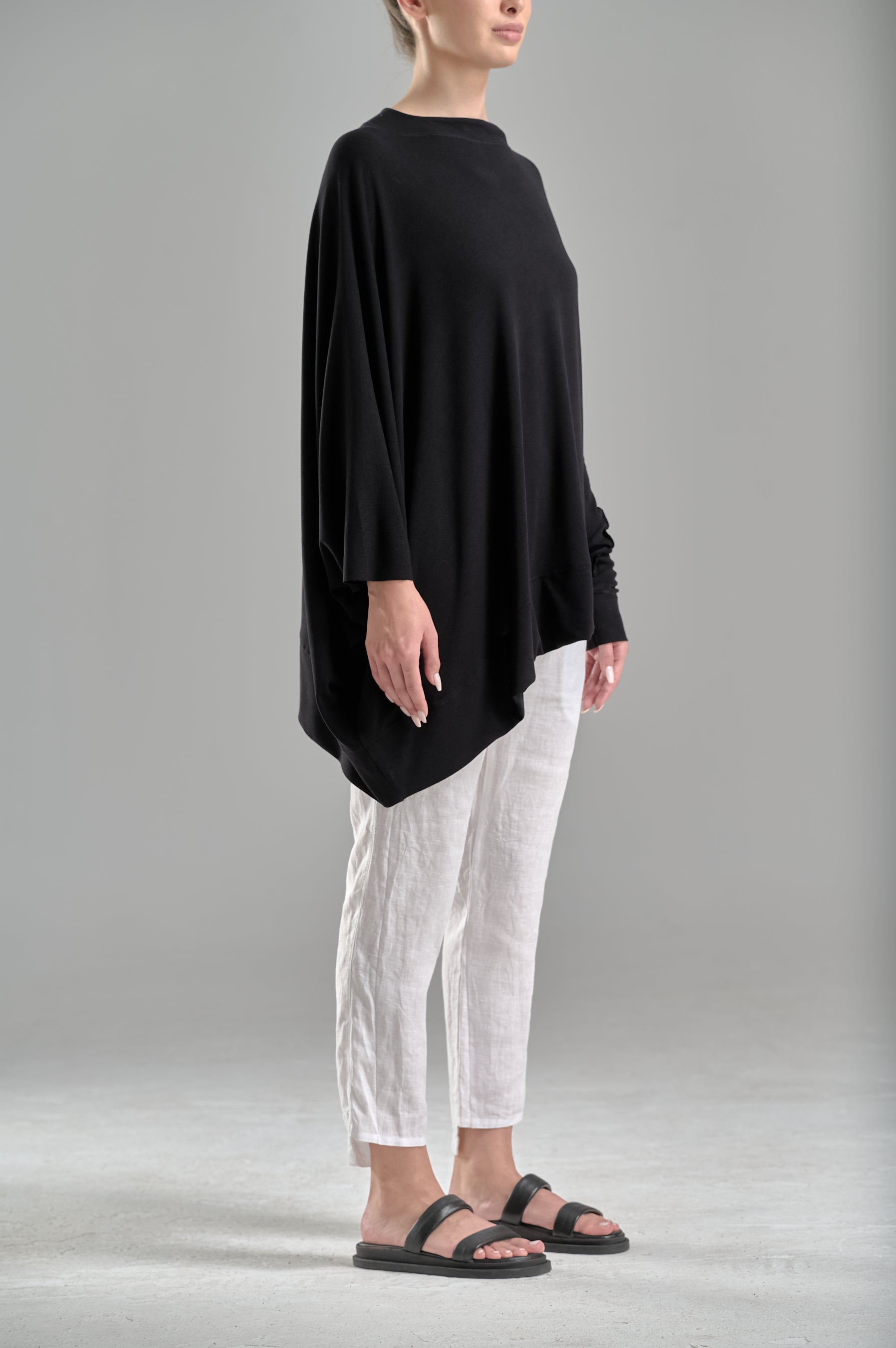 ASYMMETRICAL LONG SLEEVED TUNIC TOP