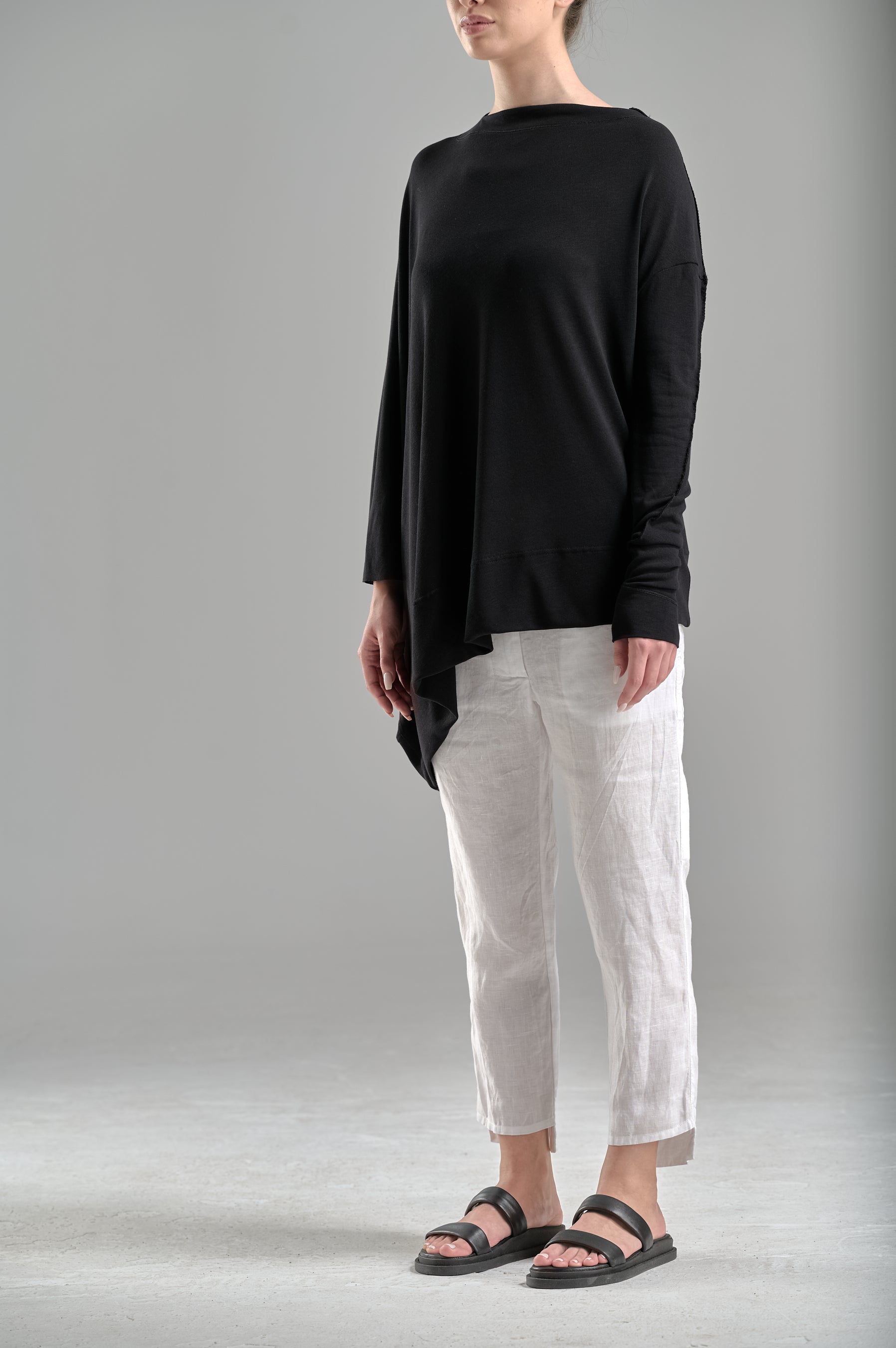 ASYMMETRICAL LONG SLEEVED TUNIC TOP