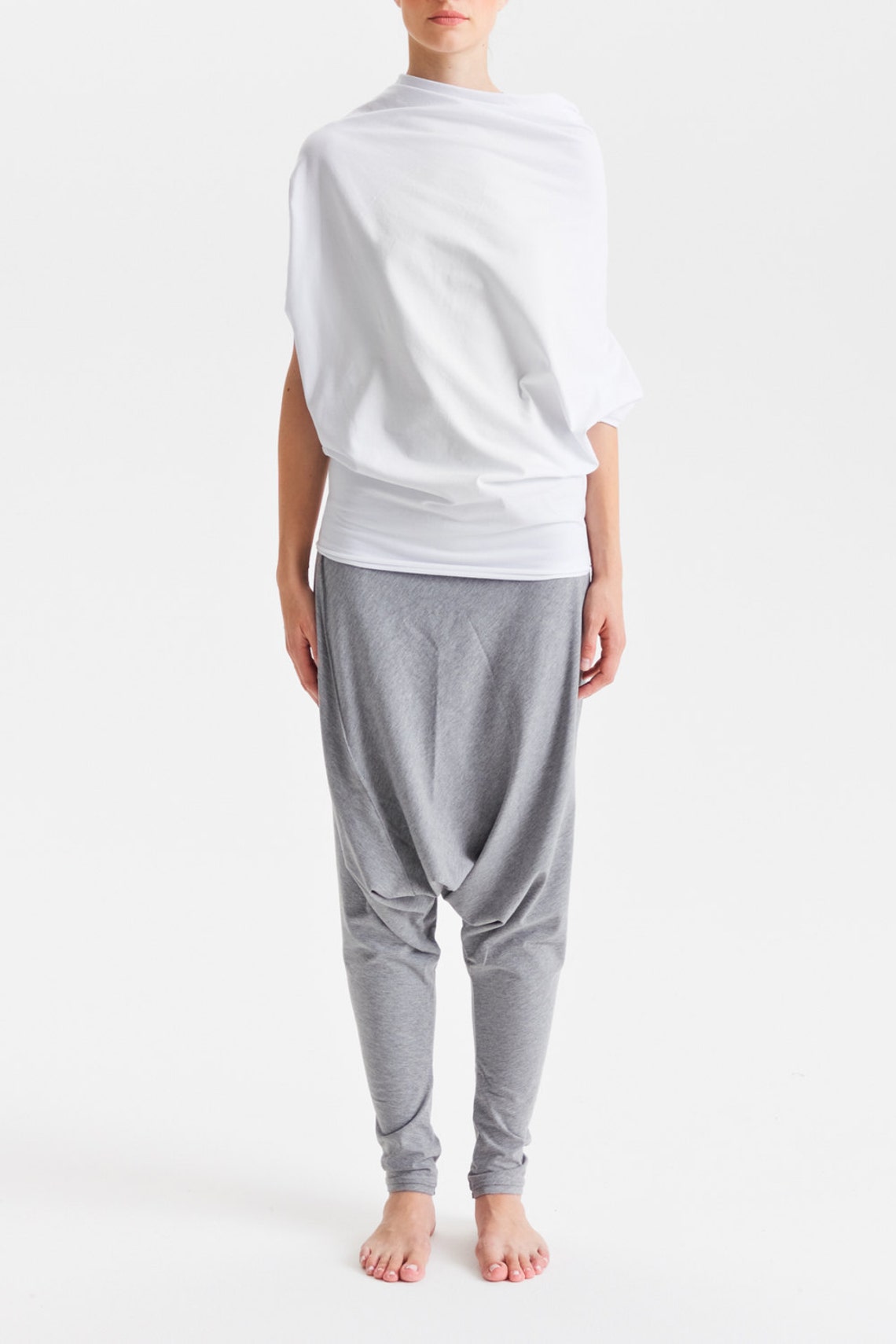 OVERSIZED SHORT SLEEVED BAT TOP