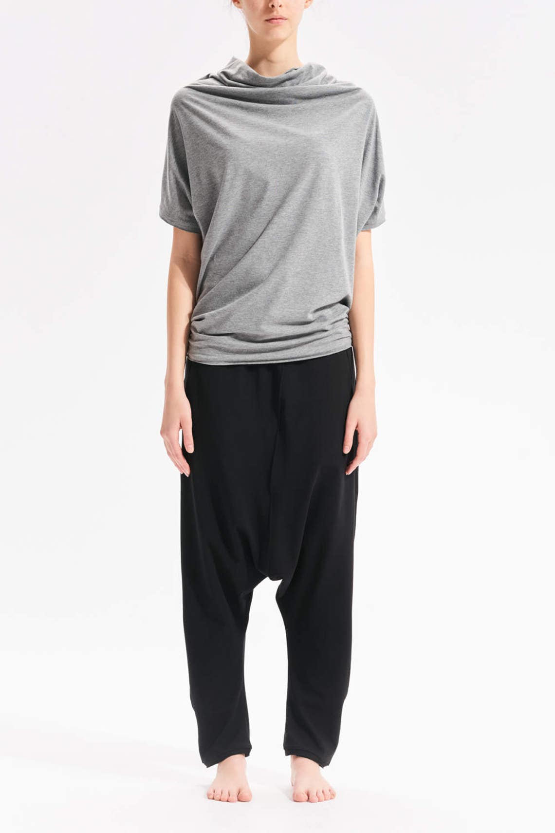 OVERSIZED SHORT SLEEVED BAT TOP