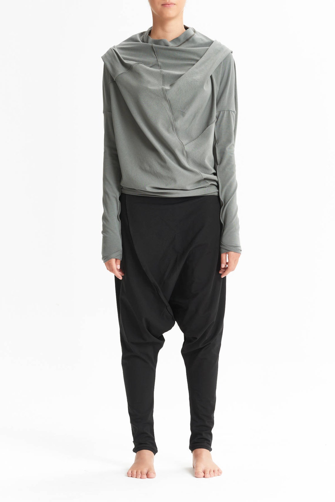 OVERSIZED ASYMMETRICAL TOP