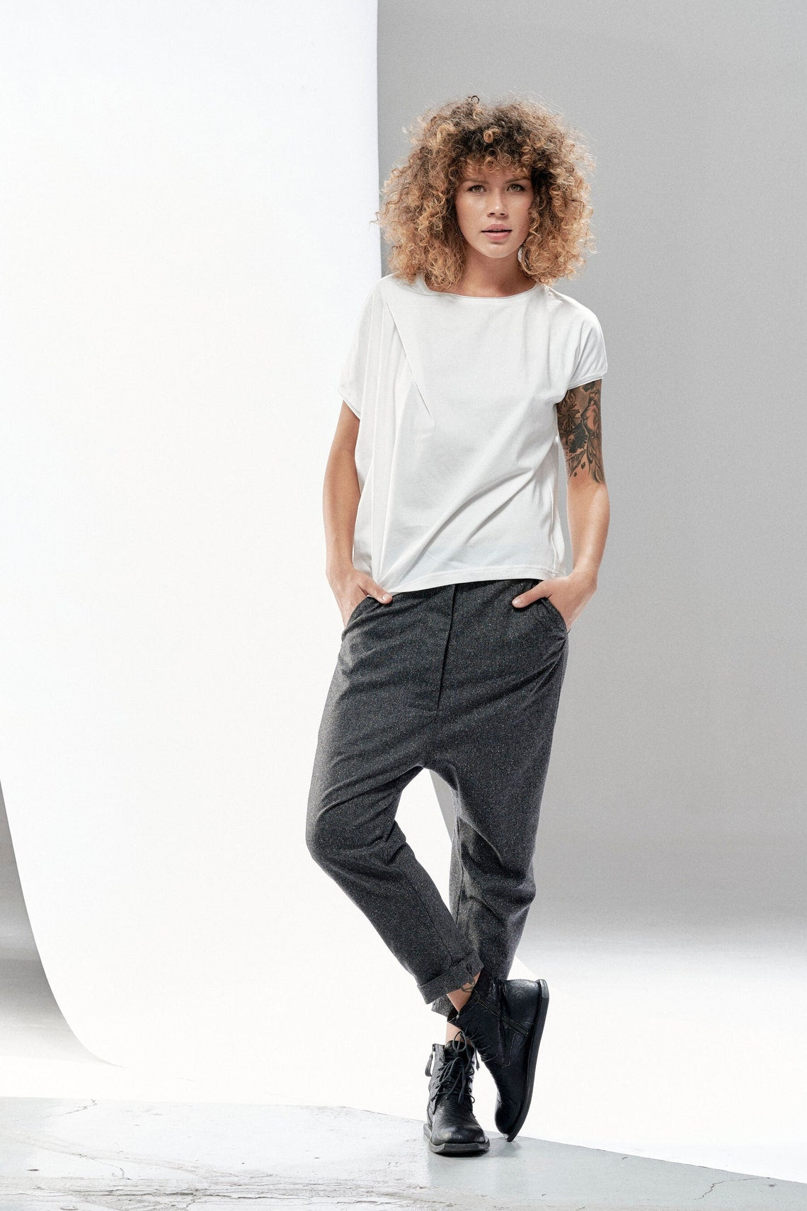 ASYMMETRICAL SHORT SLEEVED OVERSIZED TOP