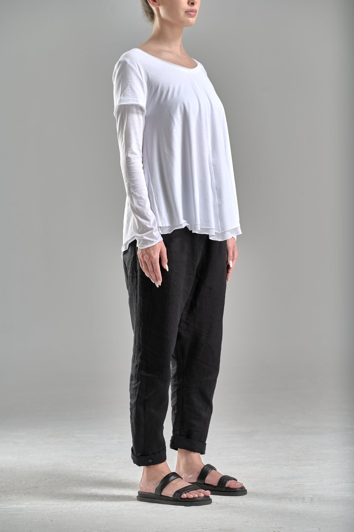 DOUBLE LAYERED LOOSE WHITE TOP - LONG SLEEVES