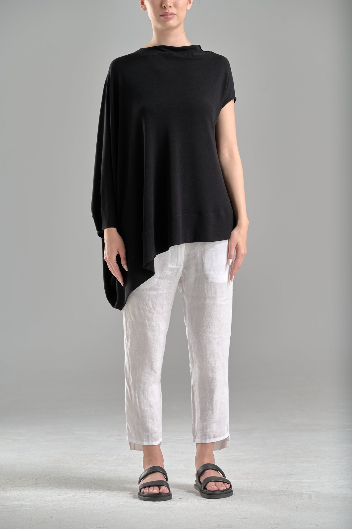 ASYMMETRICAL CAP SLEEVE TUNIC TOP