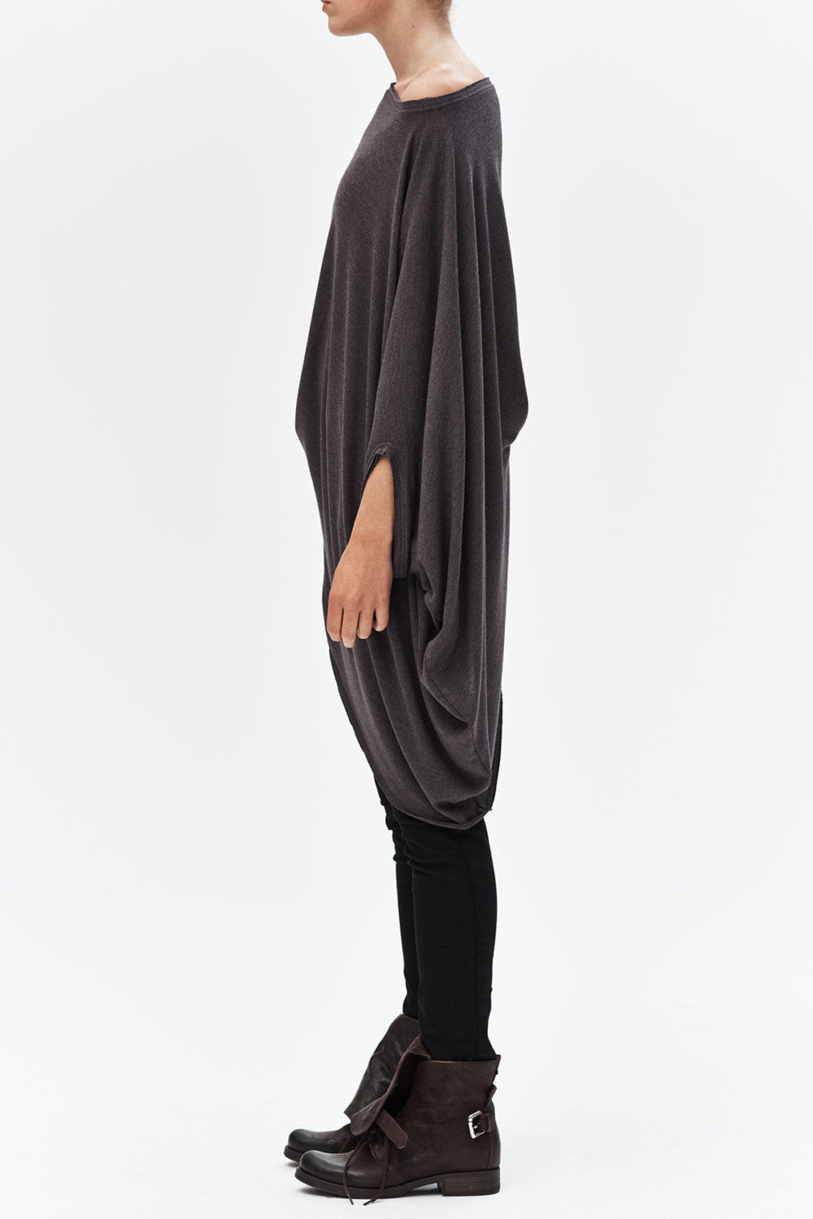 TWISTED TOP