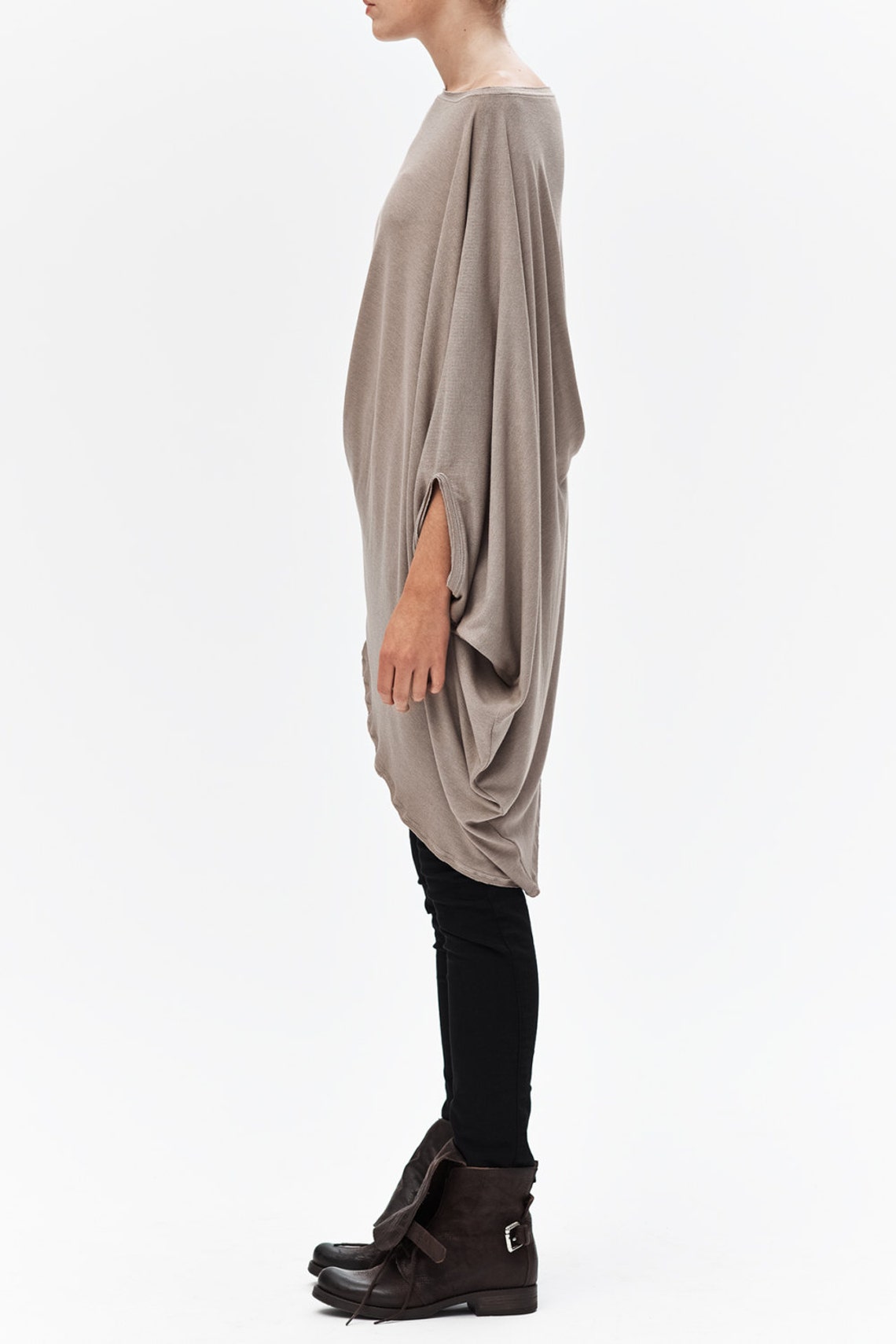 TWISTED TOP