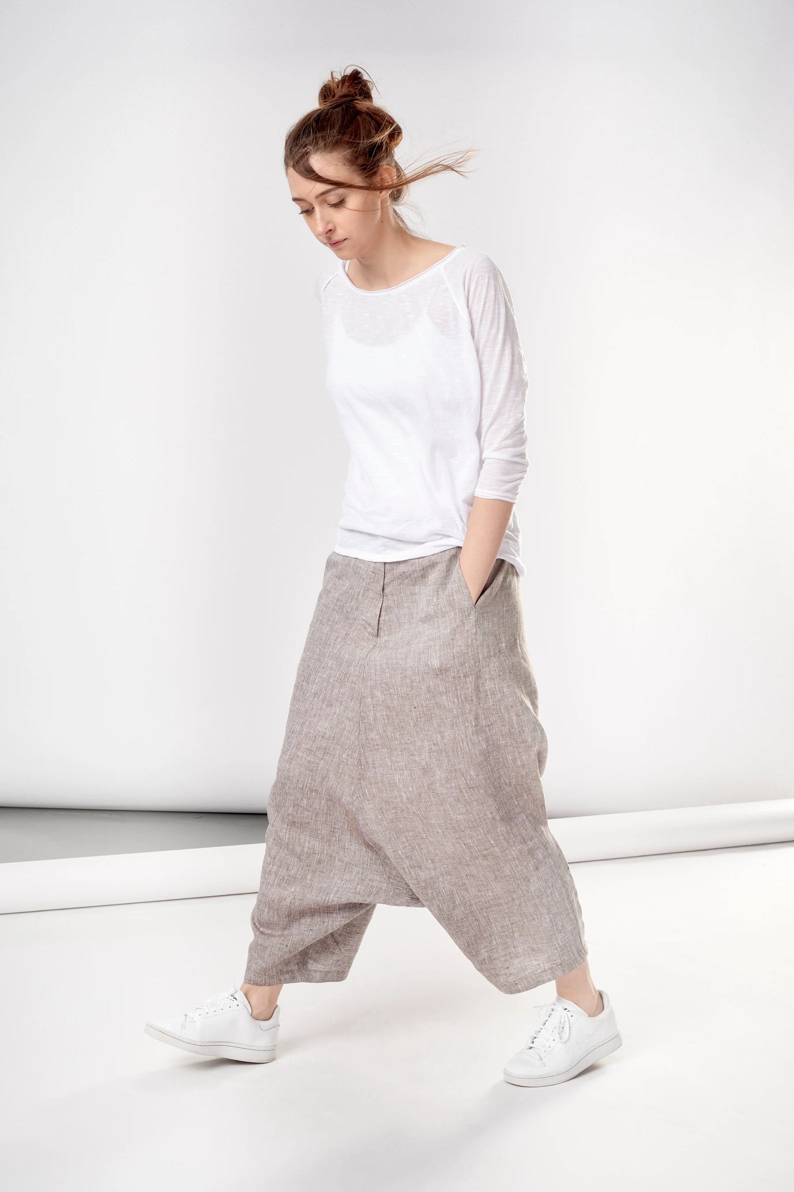 CROPPED LOW CROTCH LINEN PANTS