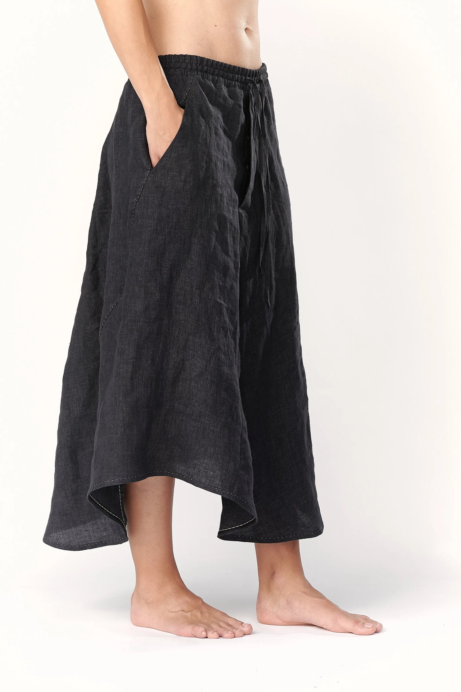 LINEN ASYMMETRICAL SKIRT WITH POCKETS