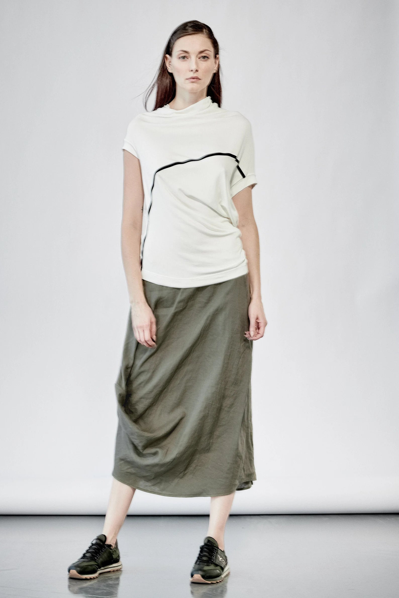 DRAPE LINEN SKIRT