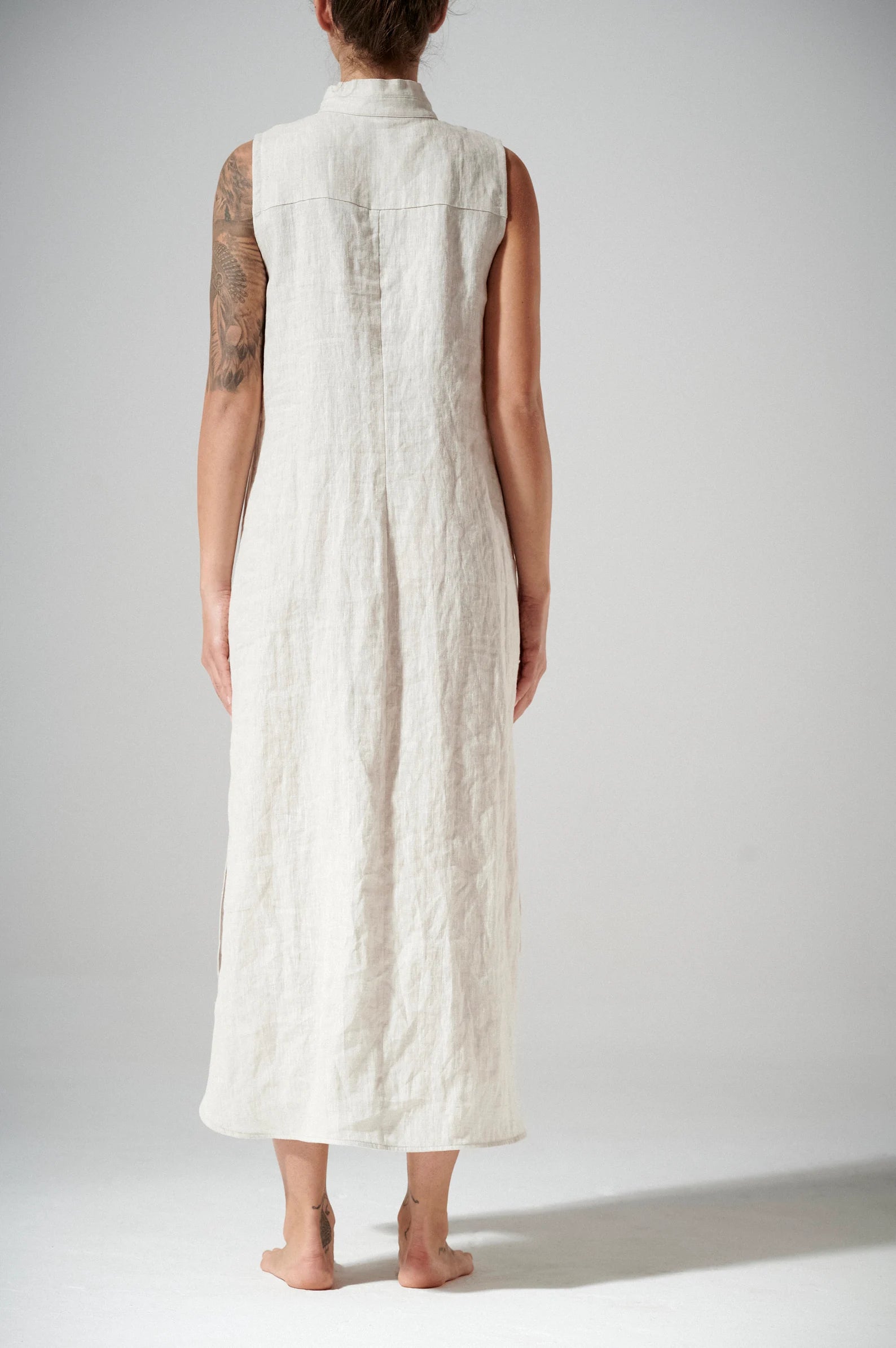 LINEN DRESS WITH BUTTONS