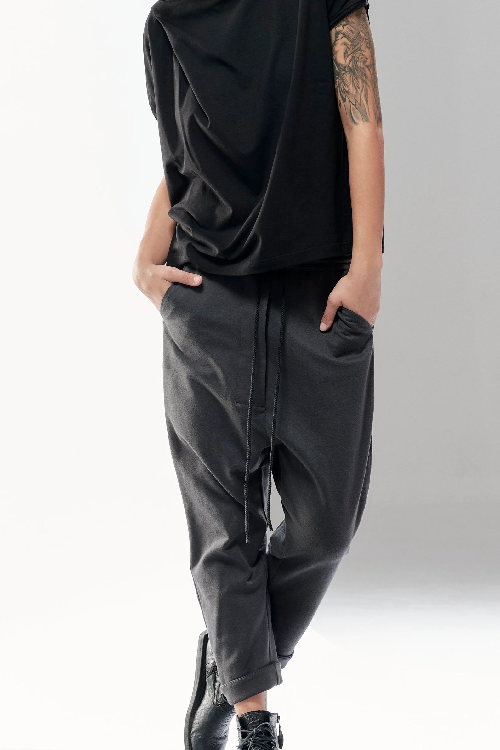 LOOSE DROP CROTCH COTTON PANTS