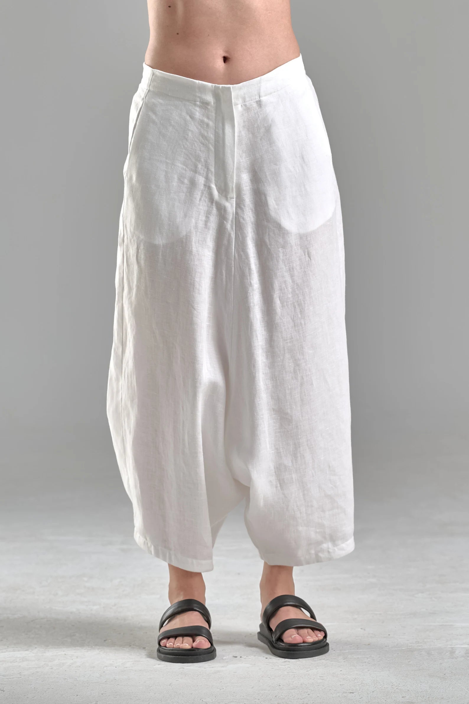 CROPPED LOW CROTCH LINEN PANTS