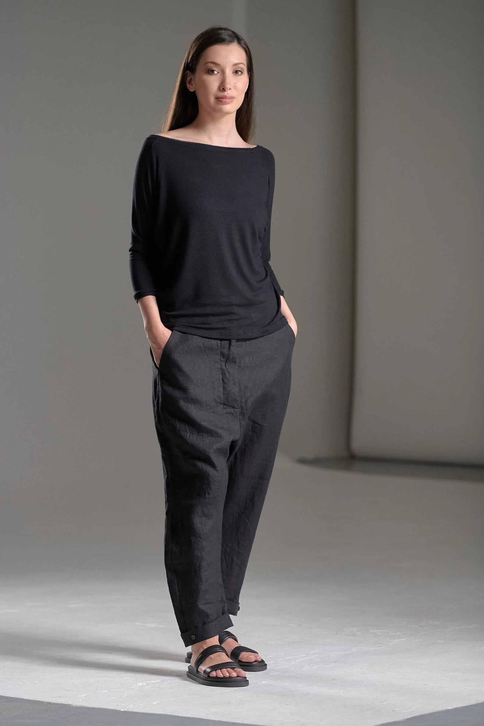 LOOSE CROPPED LINEN PANTS