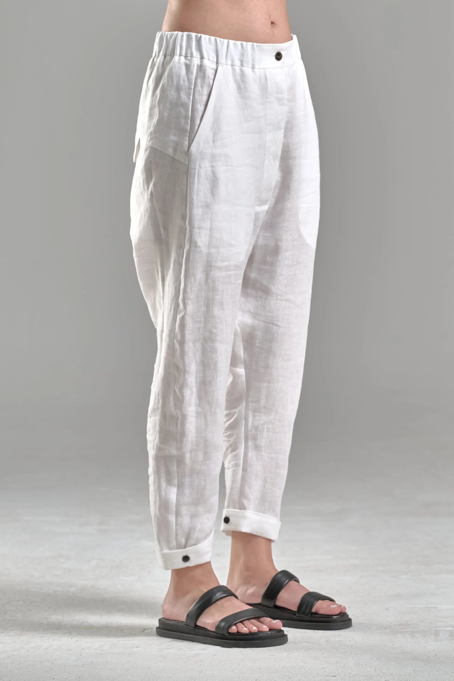 LOOSE CROPPED LINEN PANTS