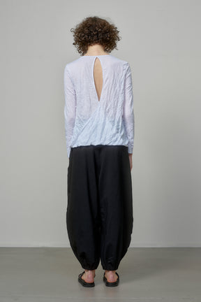 WHITE COTTON T-SHIRT WITH TWISTED BACK AND RAW EDGES