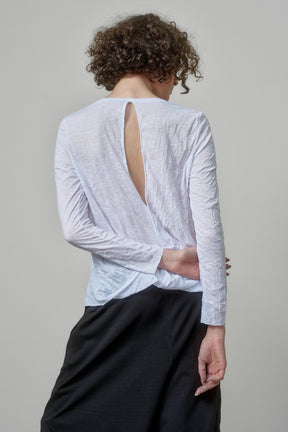 WHITE COTTON T-SHIRT WITH TWISTED BACK AND RAW EDGES