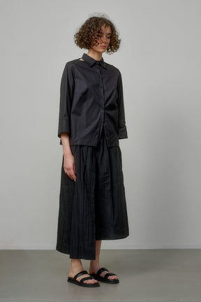 COTTON SHIRT WITH OPEN SHOULDERS AND ROLL-UP SLEEVES