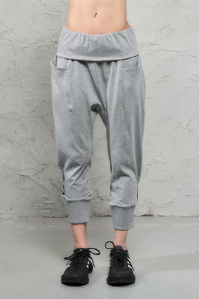 MUTED BORDO YOGA CROPPED PANTS WITH POCKETS