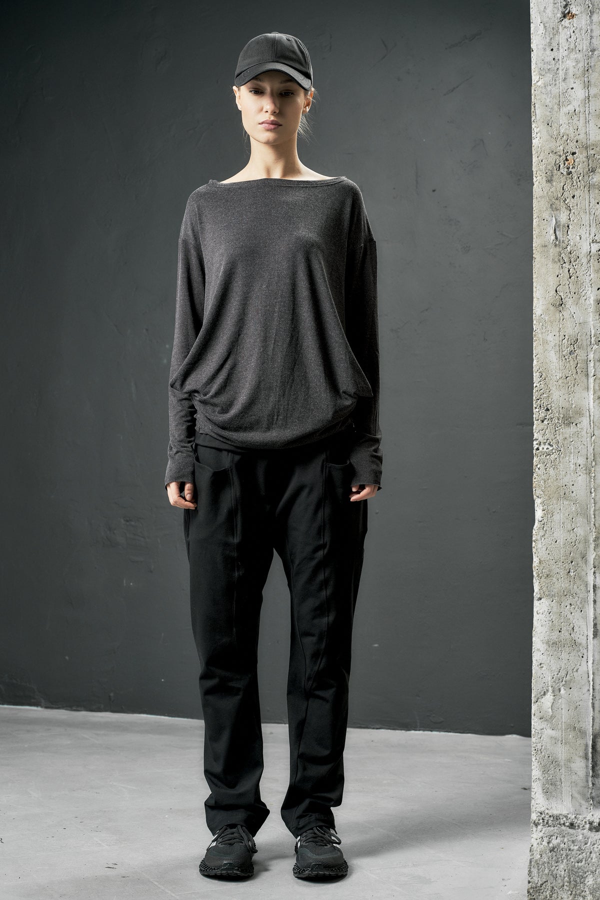 CHARCOAL JERSEY LONG SLEEVE BOATNECK TOP