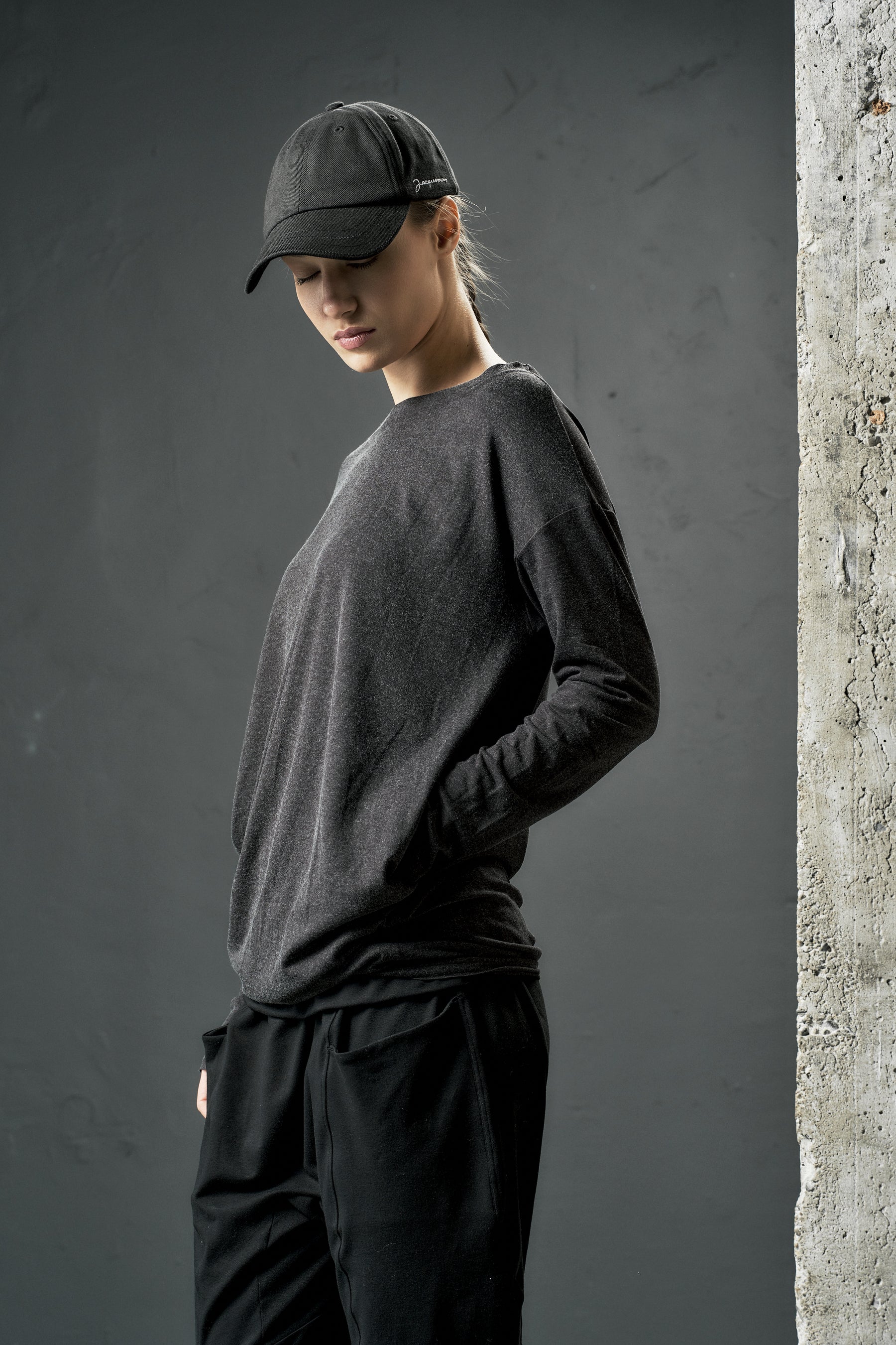 CHARCOAL JERSEY LONG SLEEVE BOATNECK TOP