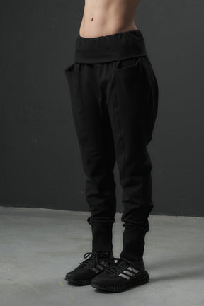 BLACK YOGA PANTS WITH POCKETS