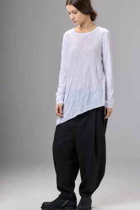 WHITE COTTON SHIRT WITH TWISTED BACK AND RAW EDGES