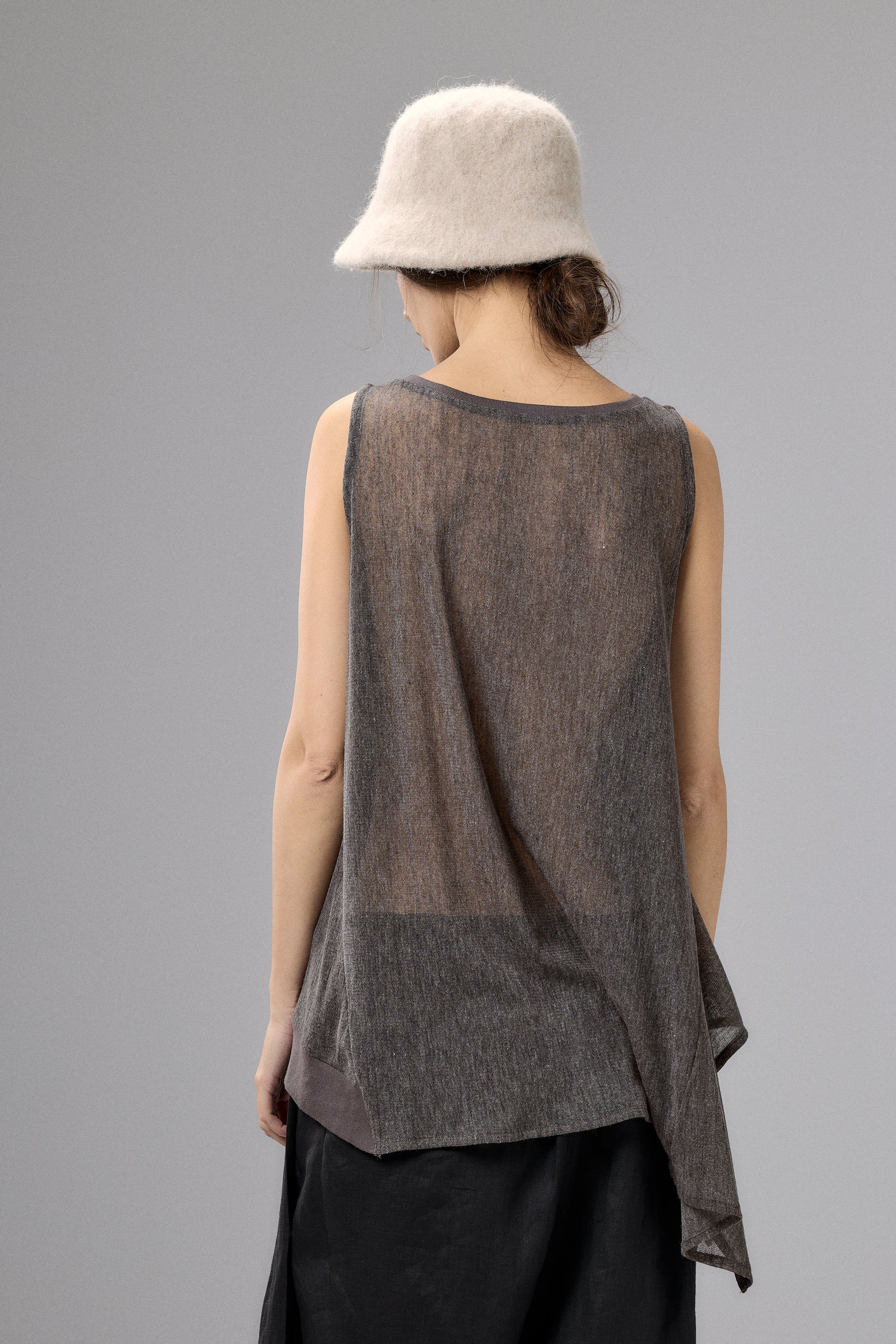 SENSATIONAL BLACK KNIT SLEEVELESS TOP