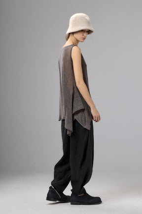 SENSATIONAL BLACK KNIT SLEEVELESS TOP