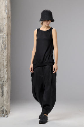 SENSATIONAL BLACK KNIT SLEEVELESS TOP