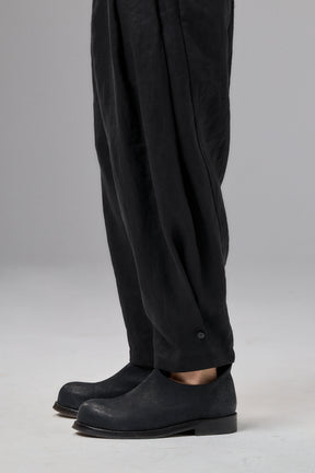 BLACK VOLUMINOUS LINEN PANTS
