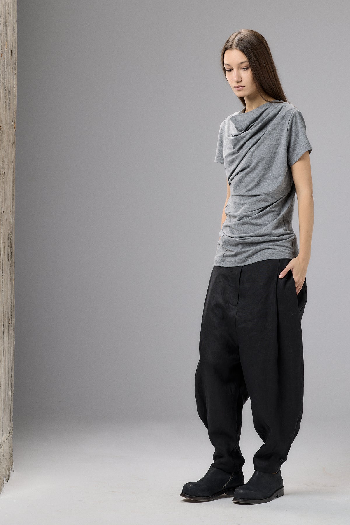 SHORT SLEEVE GRAY DRAPE BLOUSE