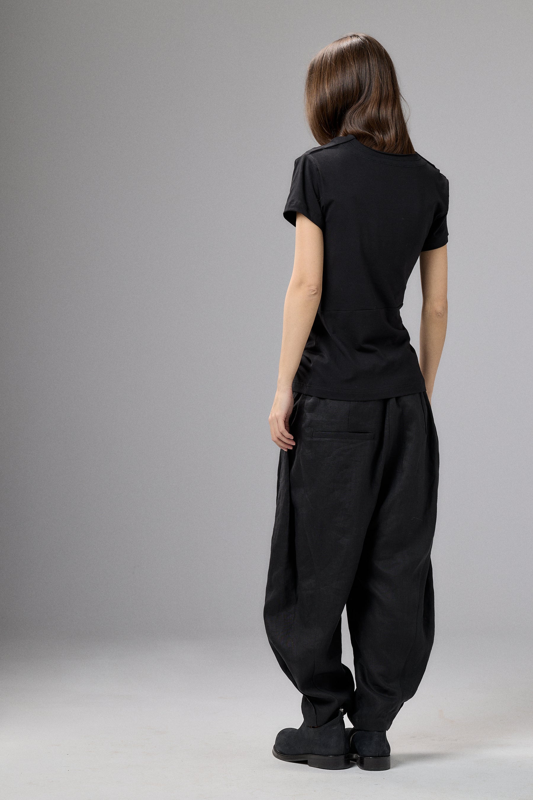 SHORT SLEEVE BLACK DRAPE BLOUSE