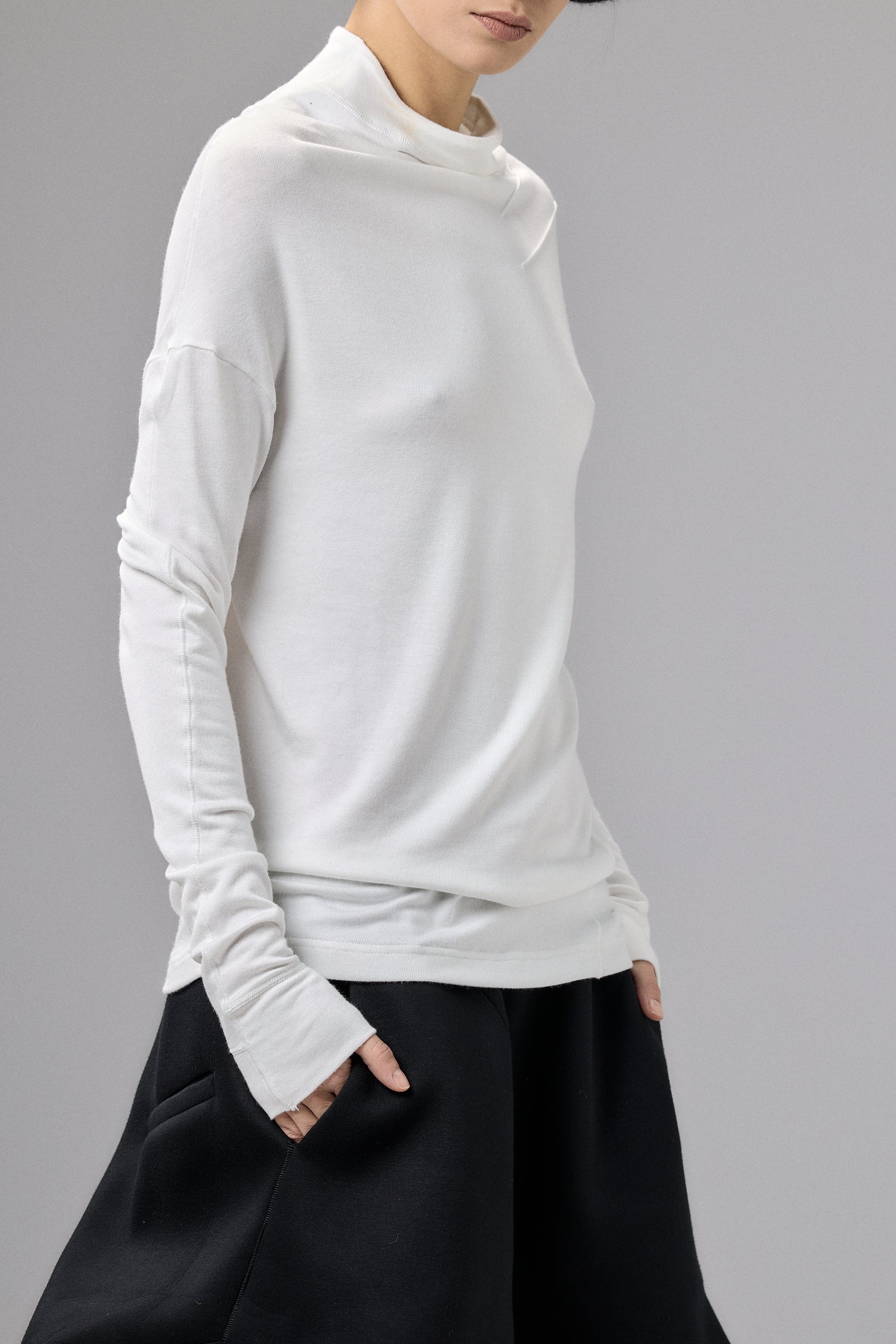 BROWN GRAY MINIMALIST LONG SLEEVE TOP
