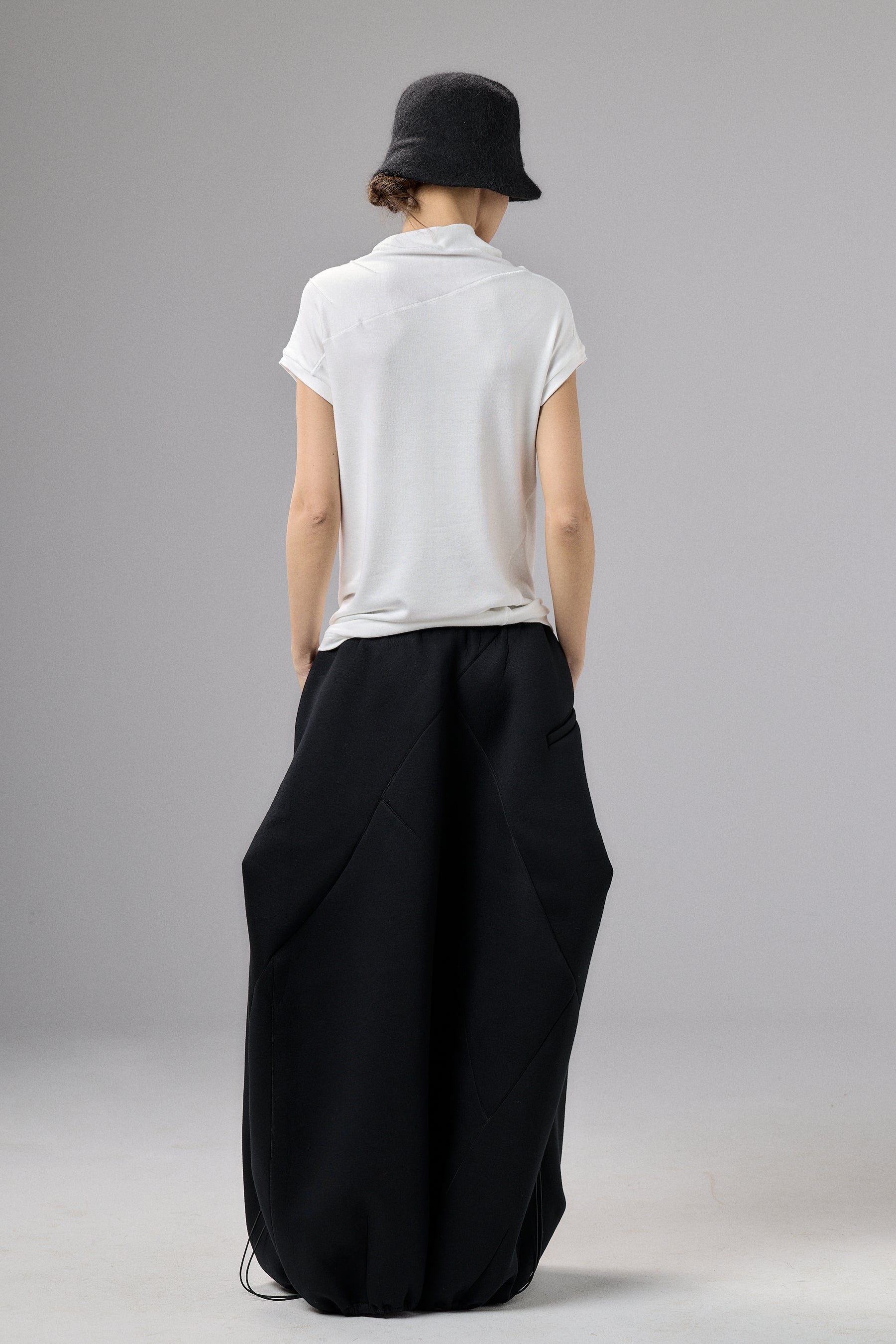 MUTED BLUE MINIMALIST CAP SLEEVED TOP