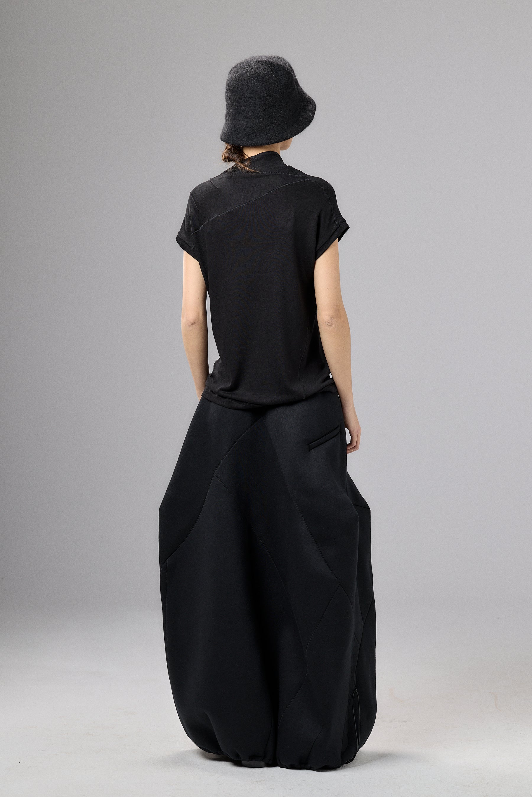 MUTED BLUE MINIMALIST CAP SLEEVED TOP