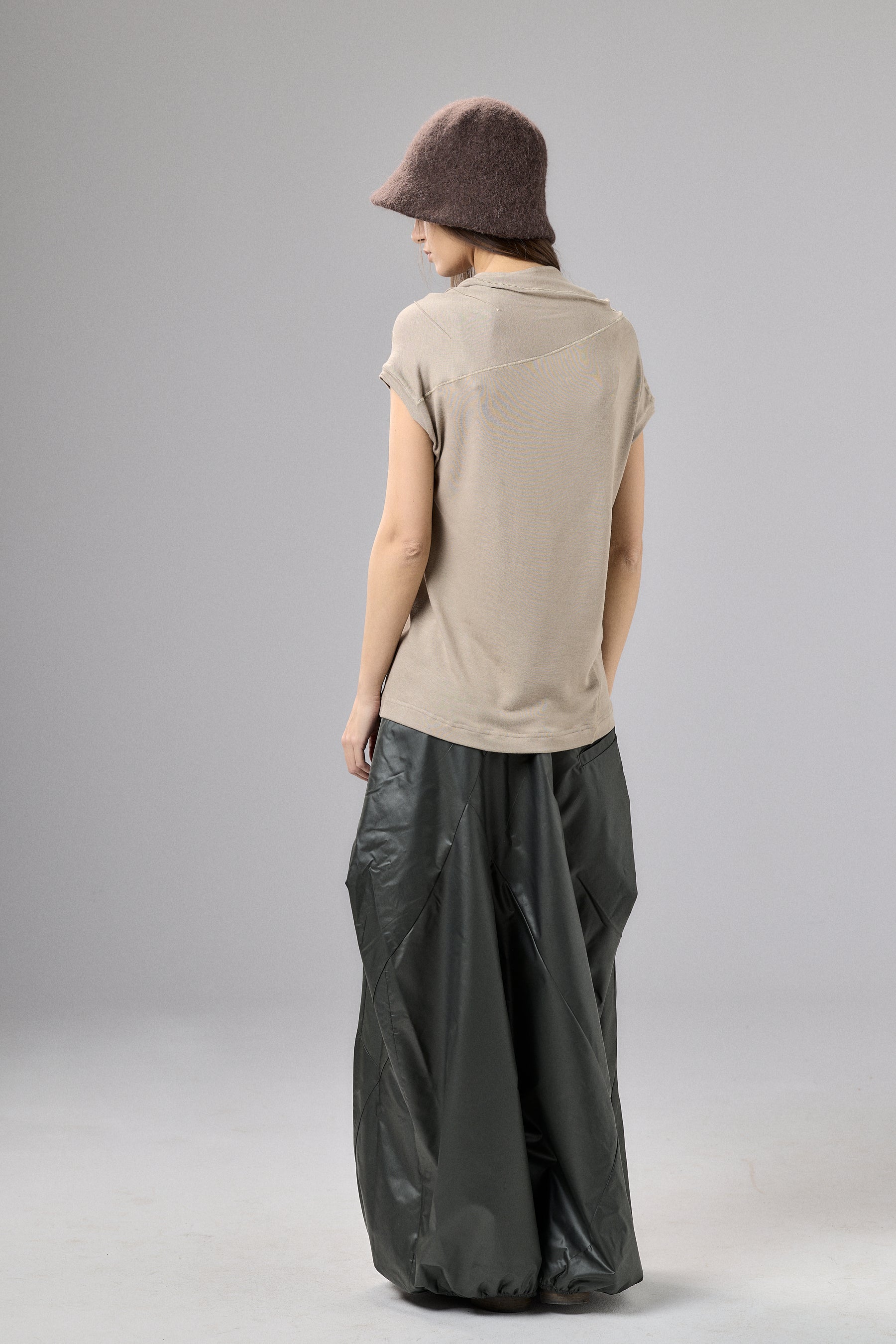 MUTED BLUE MINIMALIST CAP SLEEVED TOP