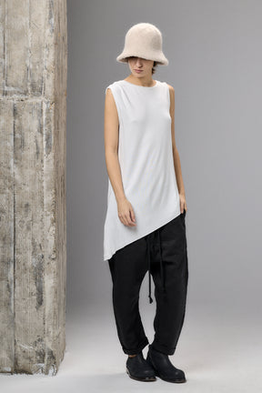 OFF WHITE DRAPE SLEEVELESS SHIRT