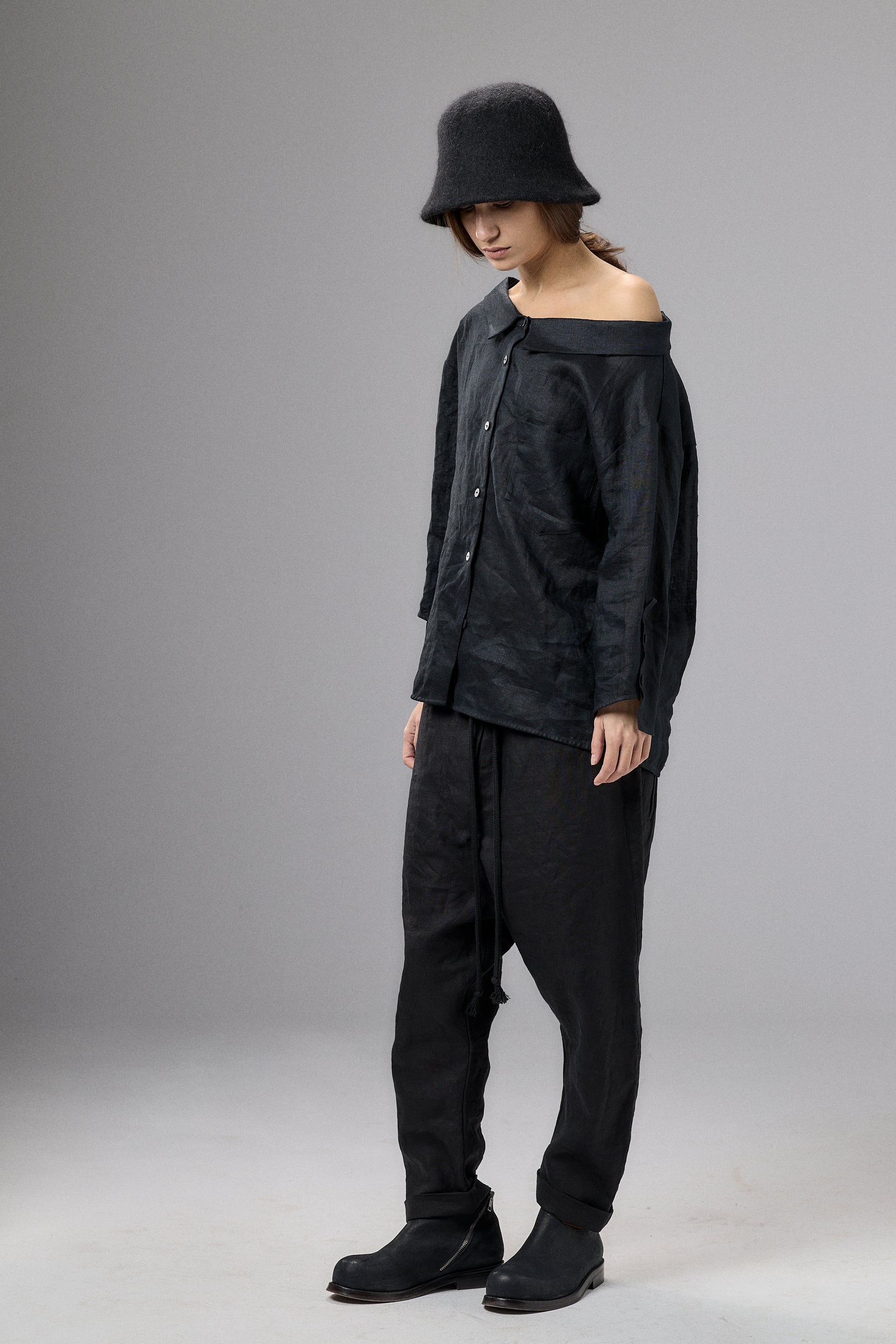 OFF SHOULDER BLACK LINEN SHIRT
