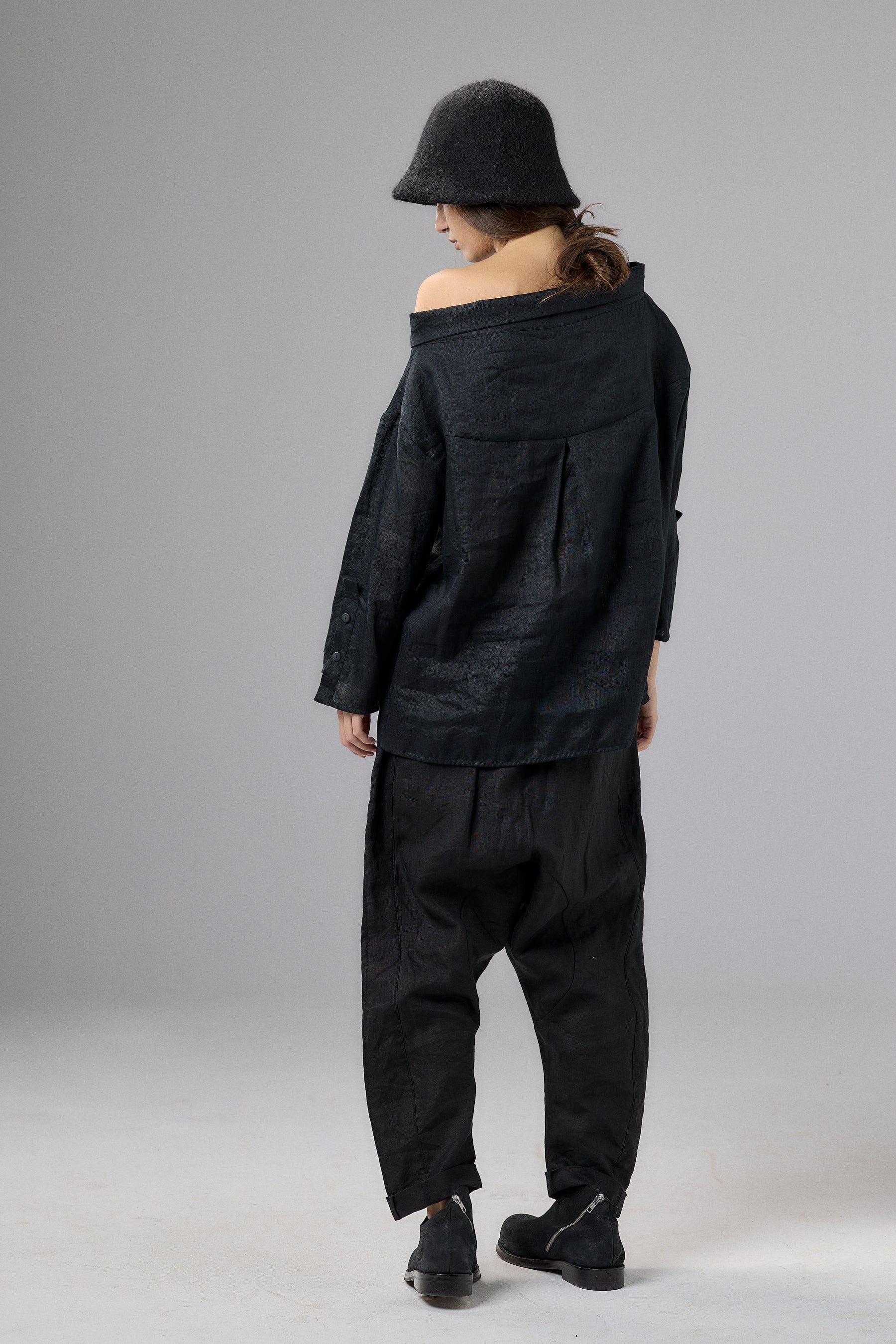 OFF SHOULDER SAND LINEN SHIRT