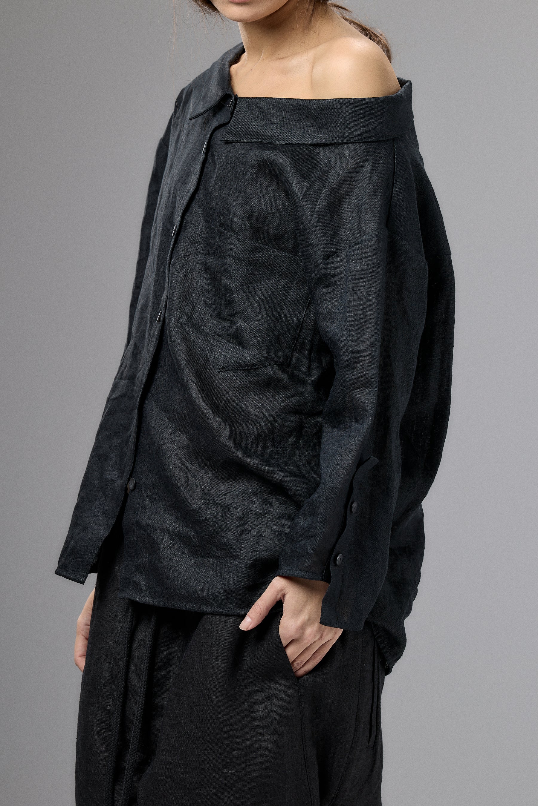 OFF SHOULDER BLACK LINEN SHIRT