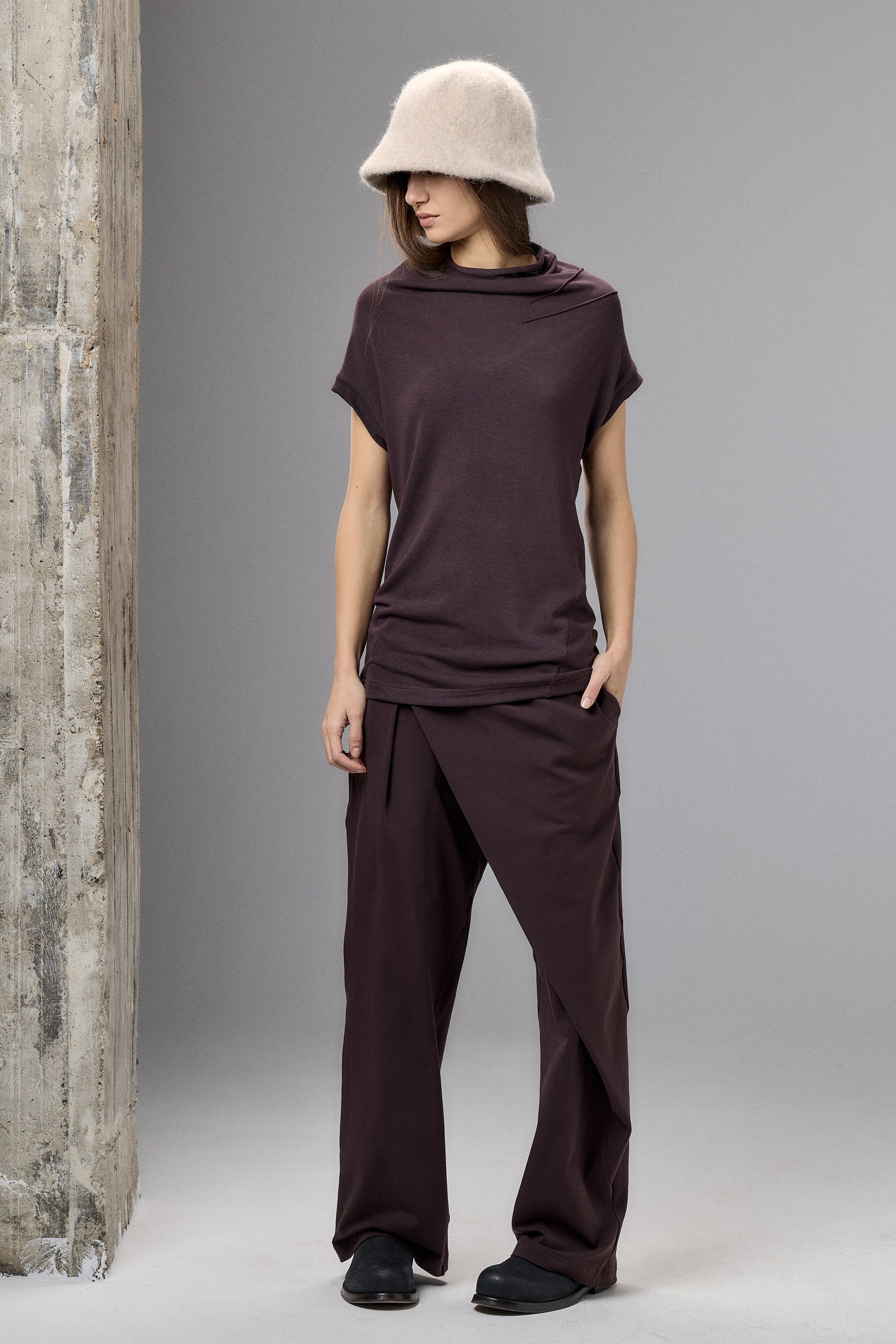 MUTED BLUE MINIMALIST CAP SLEEVED TOP